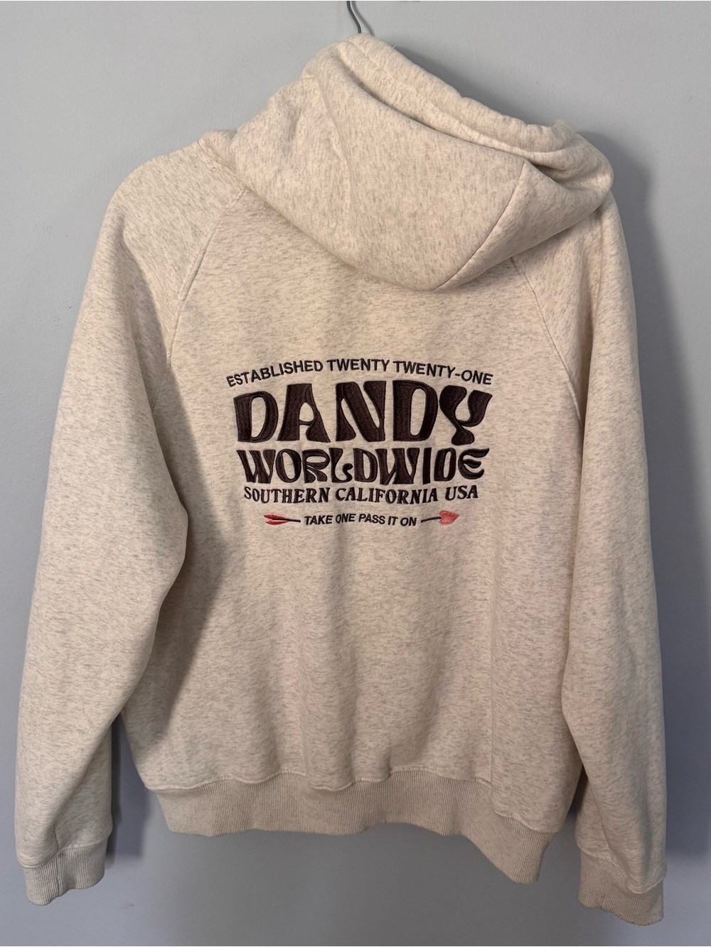 Dandy Worldwide Hoodie Oatmeal Hearts Sleeve Graphic Pullover Size Medium